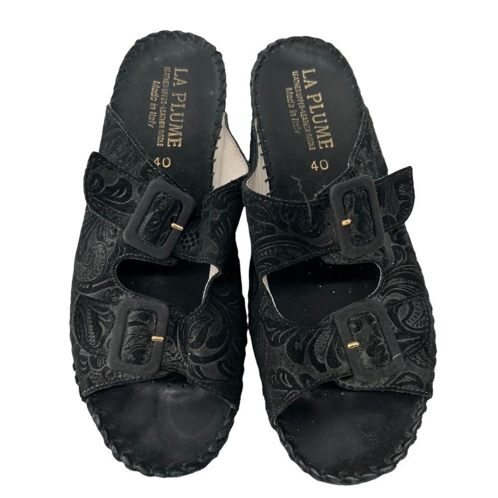 La Plume Black Tooled Leather Made in Italy Sandals